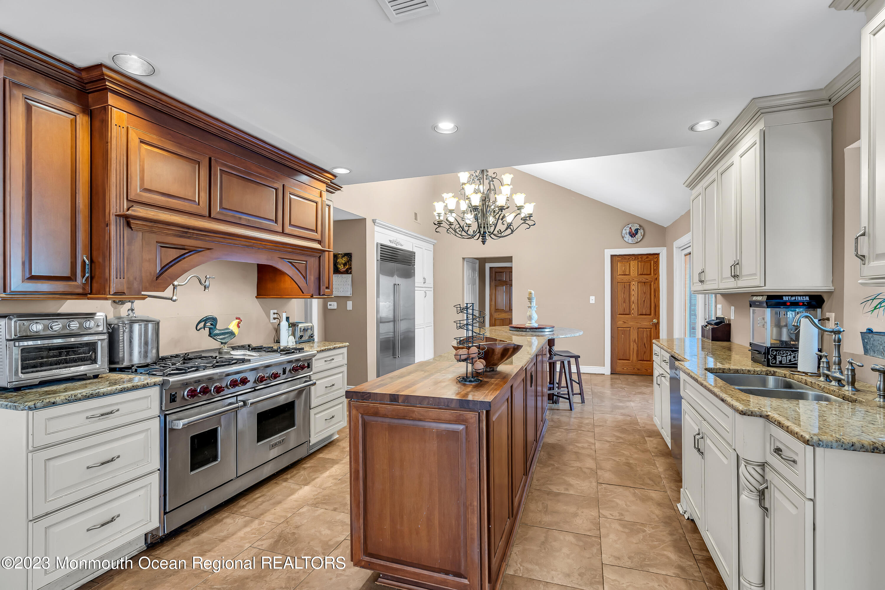 2 Beaver Hill Road Morganville, NJ 07751 - Photo 18 of 92 034_dsc06828