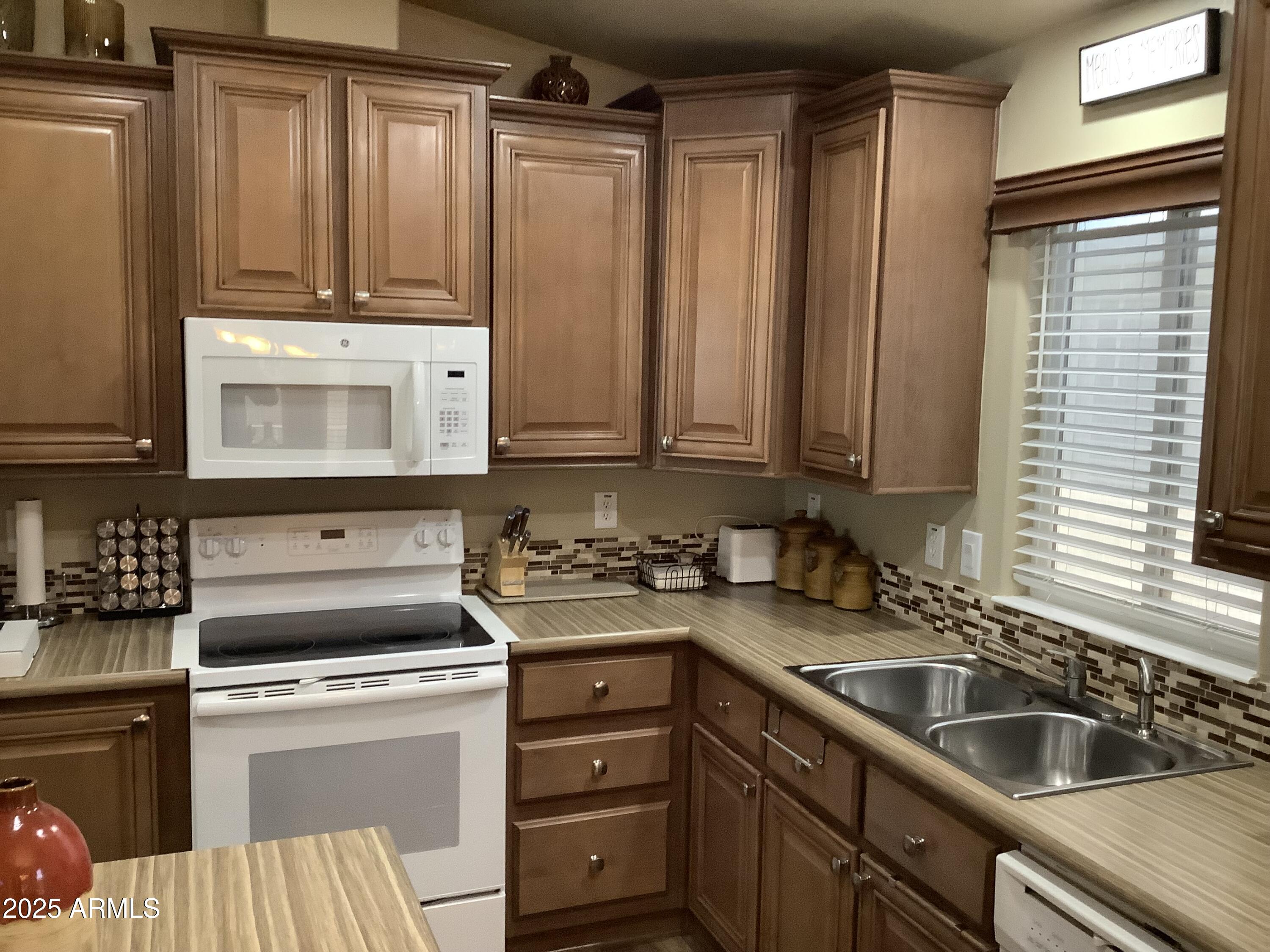 650 North Hawes Road, Unit 3504 Mesa, AZ 85207 - Photo 10 of 25 IMG_0383