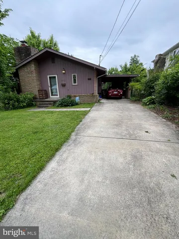 $3,060 | 5712 2nd Street South, Arlington, VA 22204