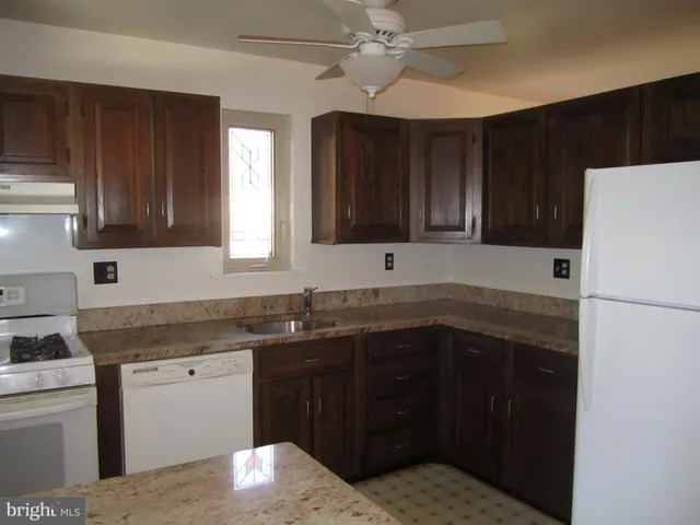 $3,060 | 5712 2nd Street South, Arlington, VA 22204