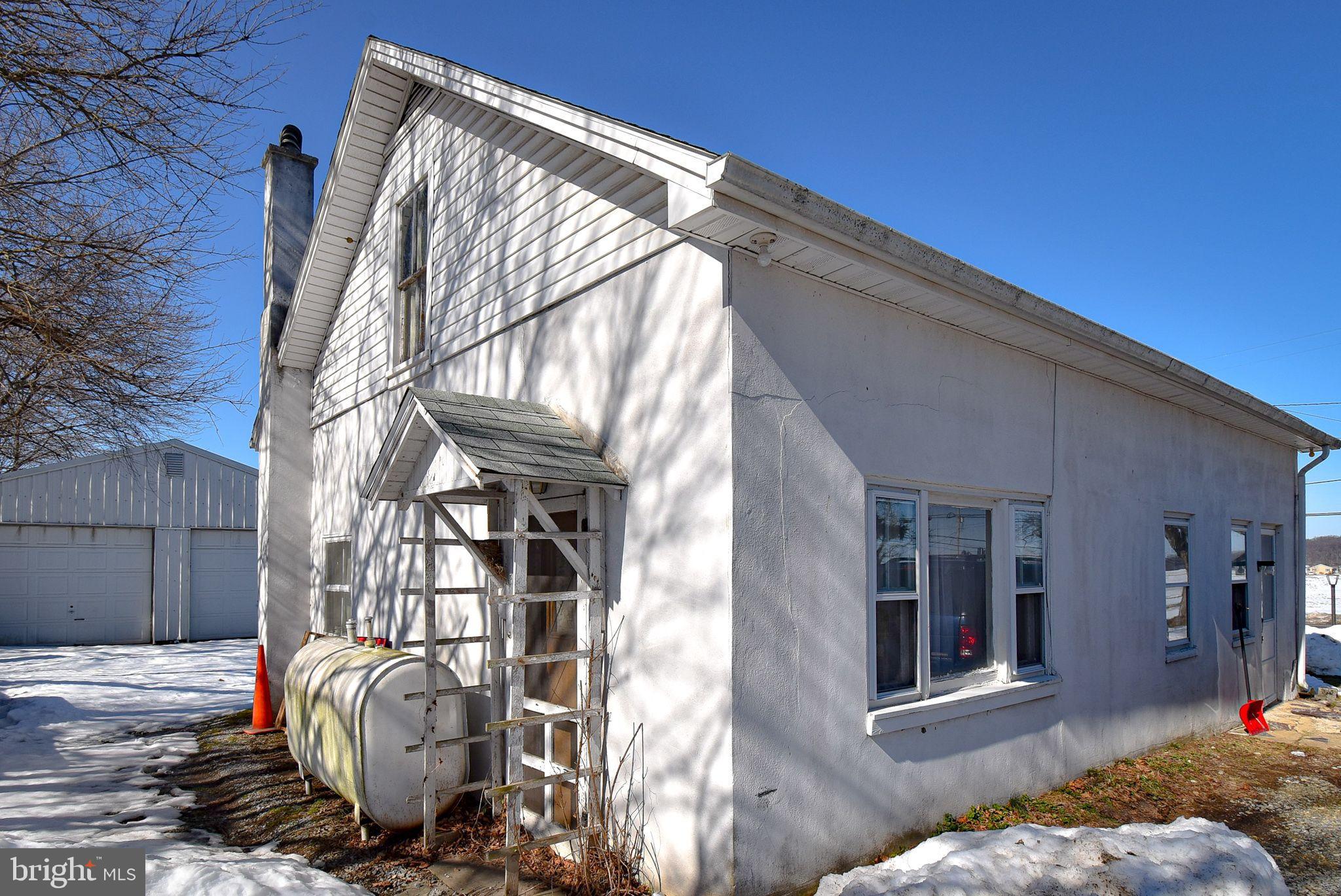 521 North Manor Road Elverson, PA 19520 - Photo 2 of 35 Gallery Image 2