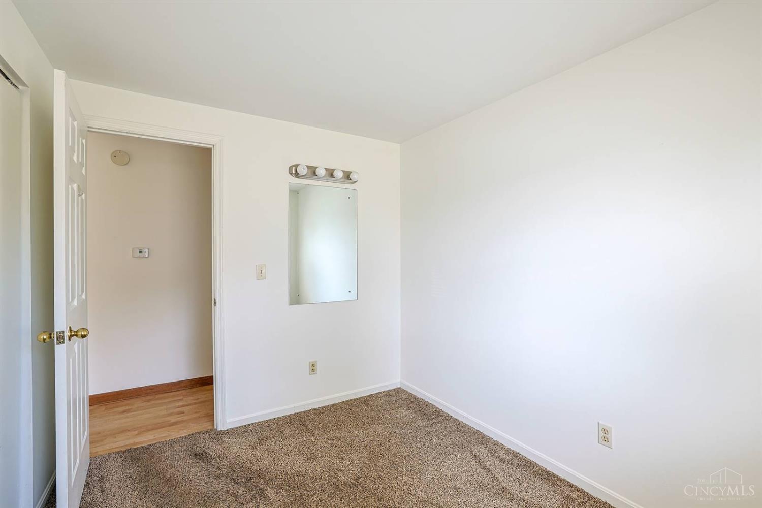 3245 River Road Hamilton, OH 45015 - Photo 14 of 17 Gallery Image 14