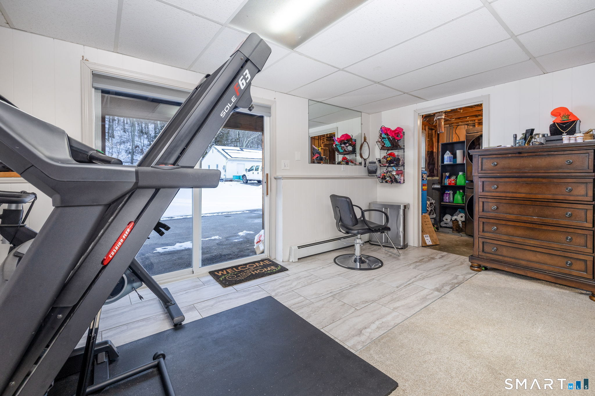 134 Massapeag Side Road Montville, CT 06382 - Photo 20 of 33 a view of work space with furniture