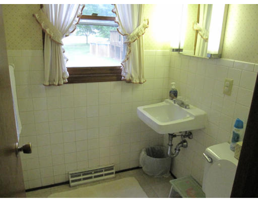 109 Barton Road Greenfield, MA 01301 - Photo 12 of 12 Gallery Image 12