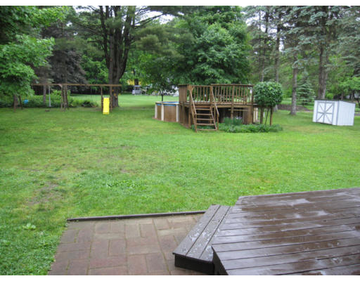 109 Barton Road Greenfield, MA 01301 - Photo 3 of 12 Gallery Image 3
