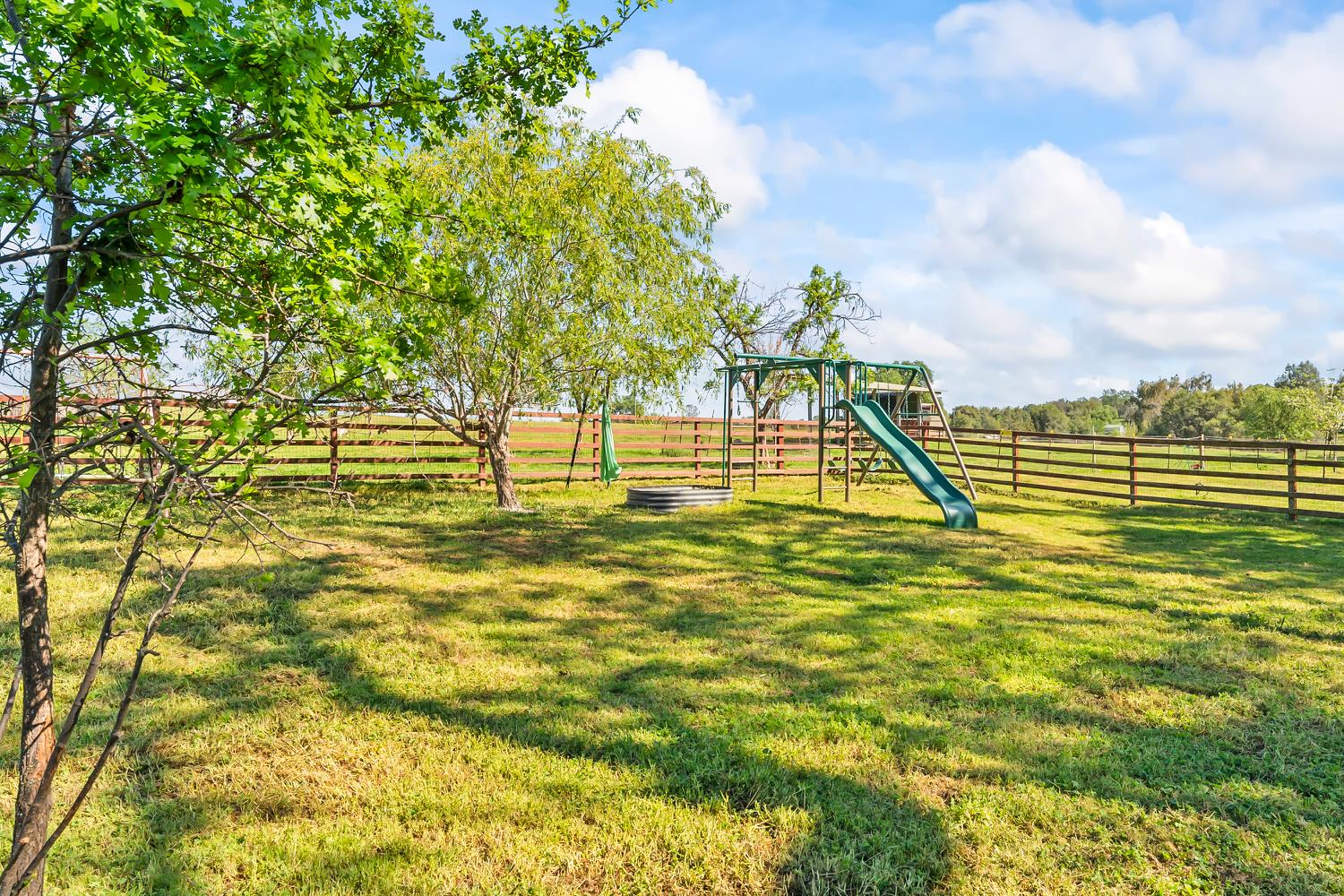 4997 Carbondale Road Plymouth, CA 95669 - Photo 14 of 58