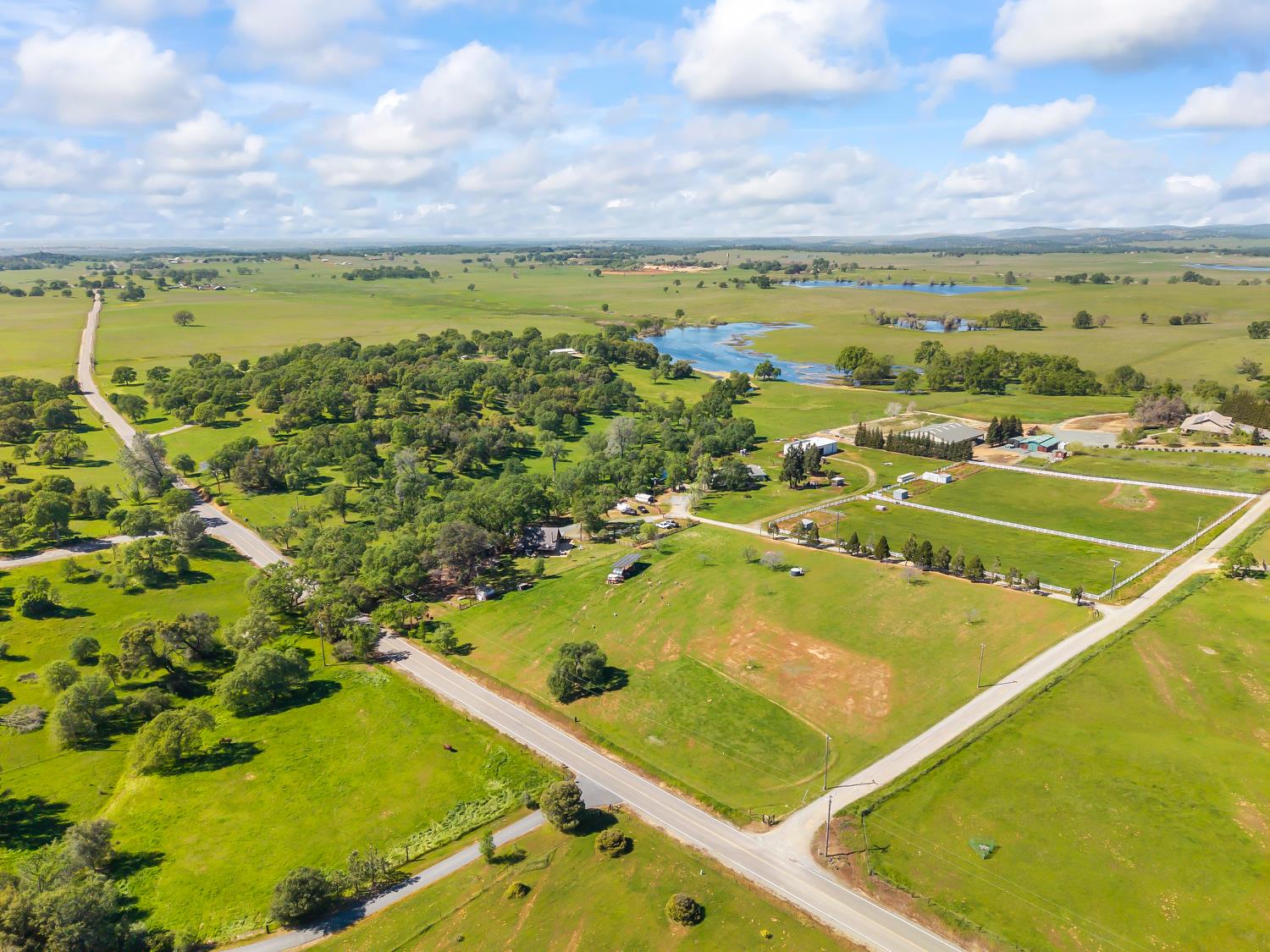 4997 Carbondale Road Plymouth, CA 95669 - Photo 6 of 58