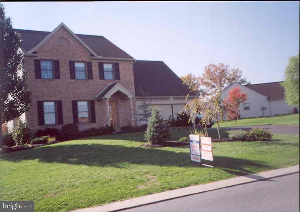 6 Foxrun Terrace Lititz, PA 17543 - Photo 1 of 1