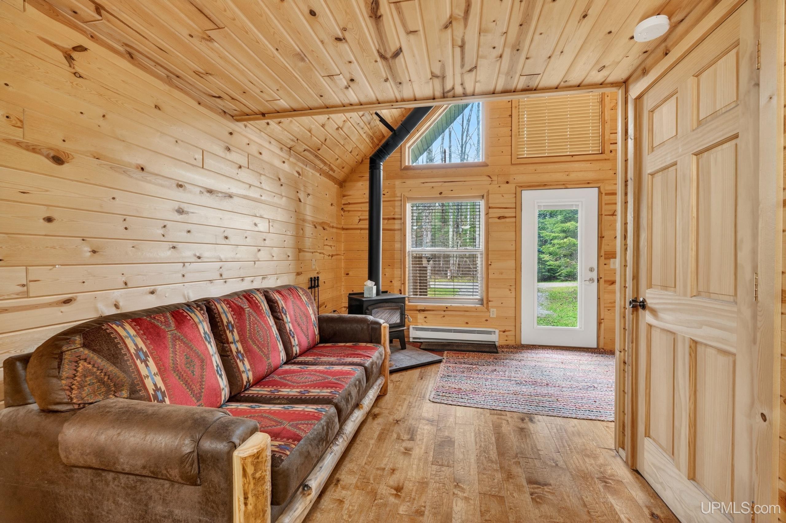 14675 33 Road Wetmore, MI 49895 - Photo 4 of 29