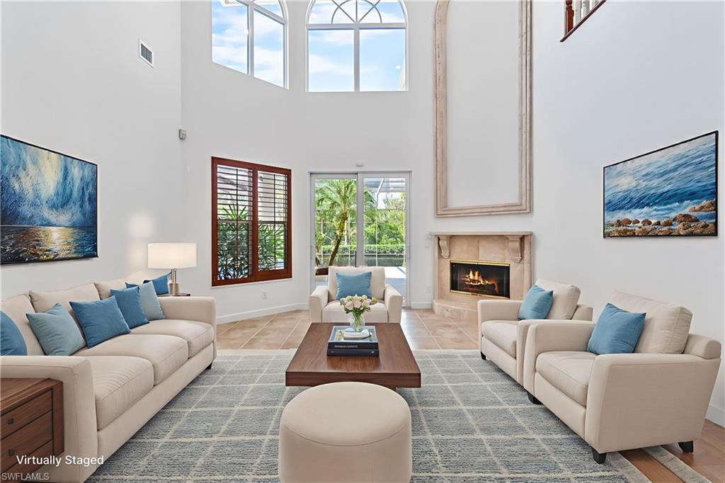 8169 Via Vecchia Naples, FL 34108 - Photo 3 of 33