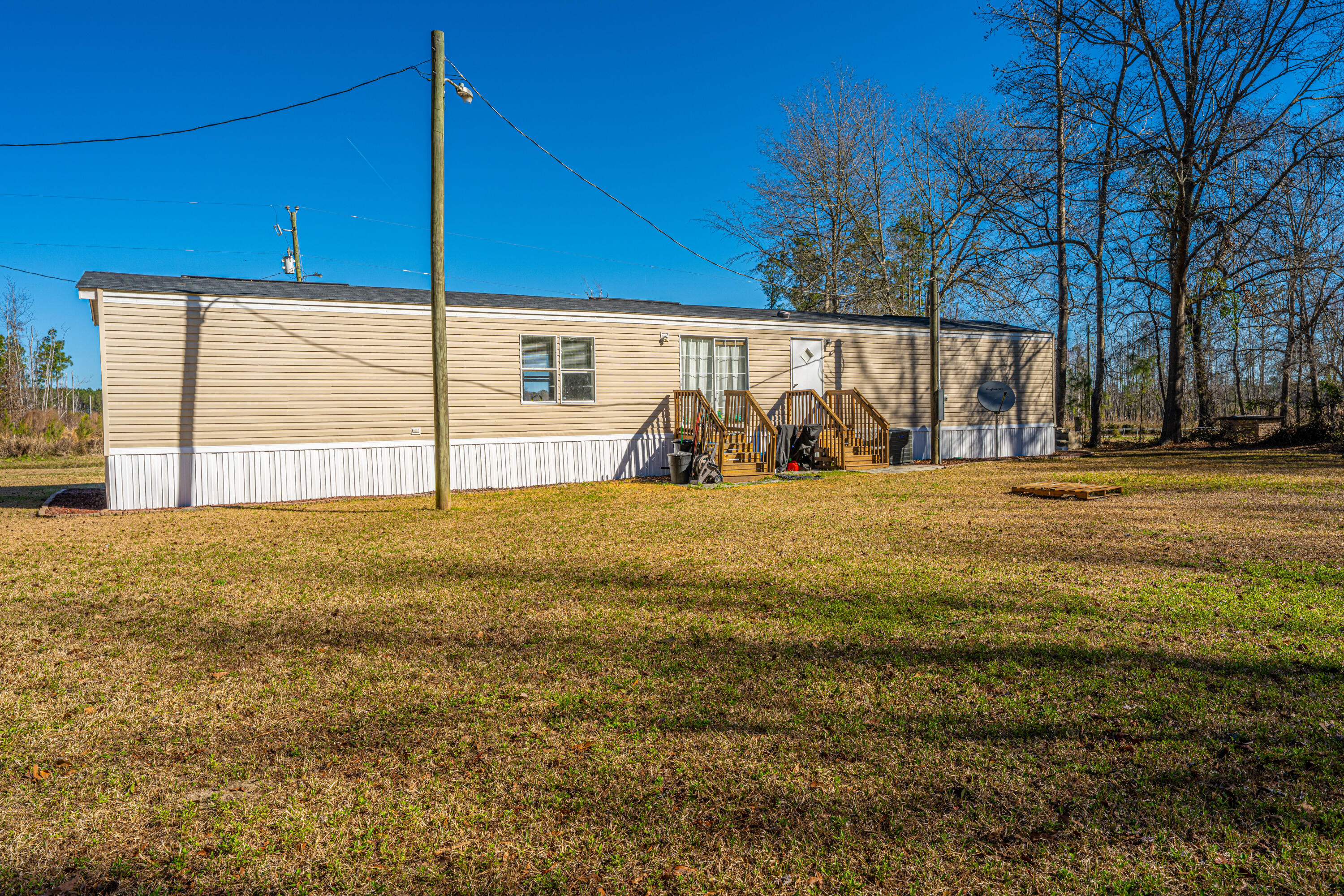 1716 Sunrise Road Smoaks, SC 29481 - Photo 29 of 42 Back of the Home