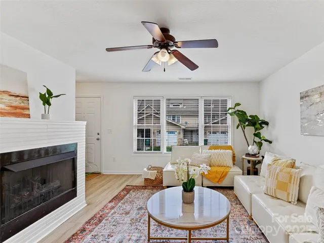 $260,000 | 30 Rotunda Circle, Asheville, NC 28806