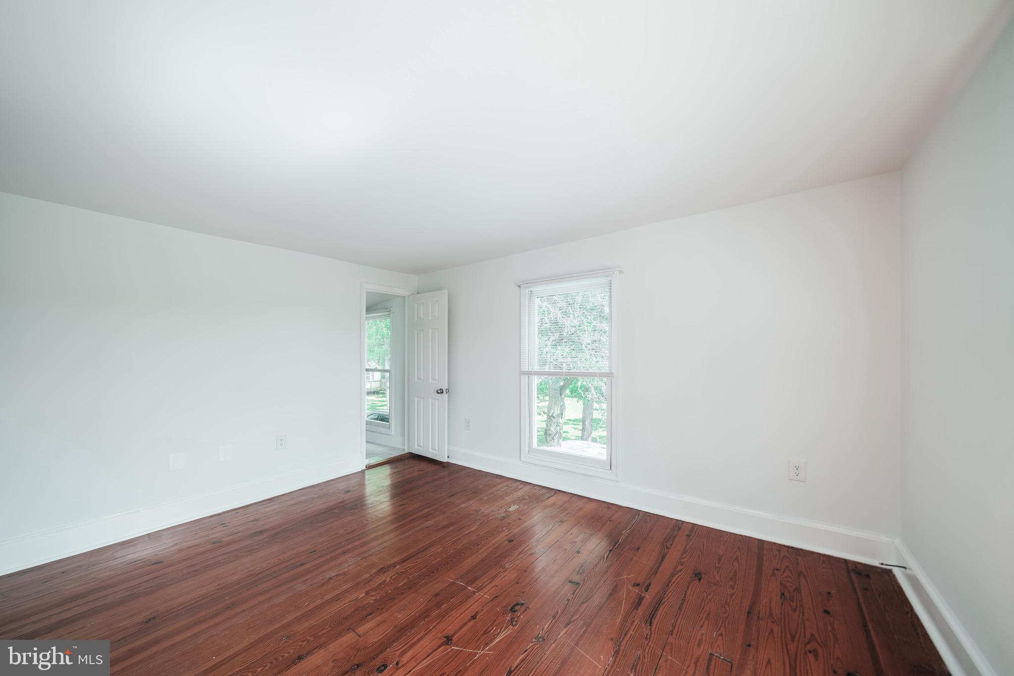 5272 Germantown Road Midland, VA 22728 - Photo 15 of 43