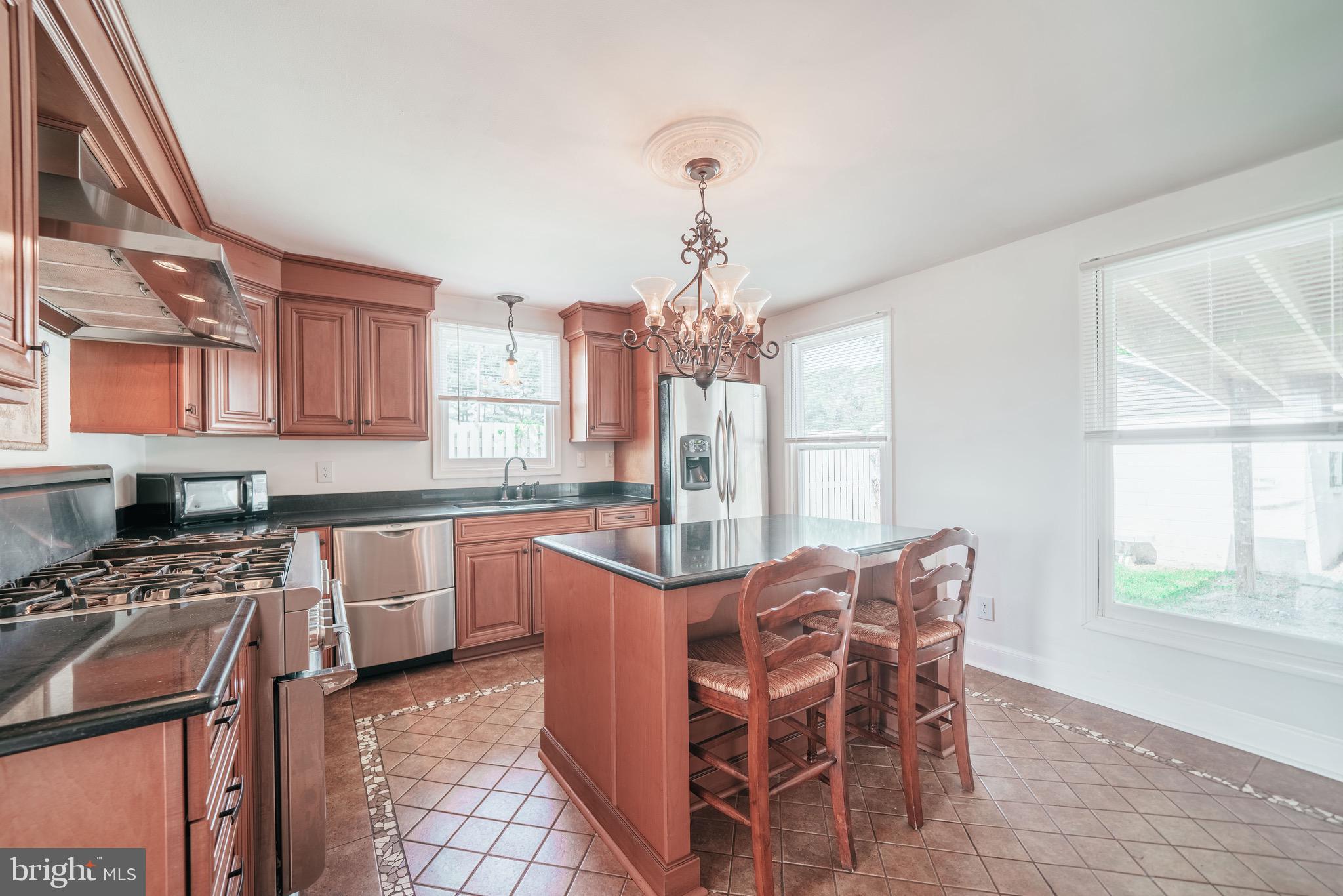 5272 Germantown Road Midland, VA 22728 - Photo 6 of 43