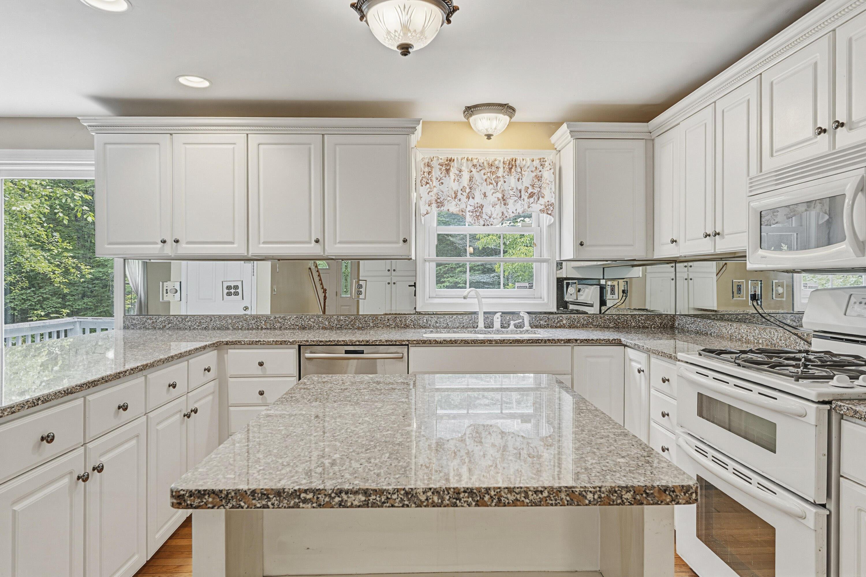 169 Jenkins Road Saco, ME 04072 - Photo 15 of 56
