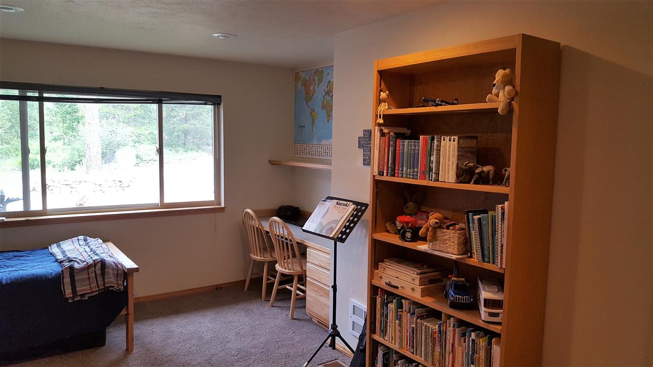 951 Scotia Road Newport, WA 99156 - Photo 16 of 20 Gallery Image 16