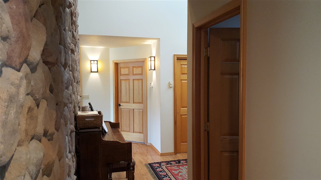 951 Scotia Road Newport, WA 99156 - Photo 6 of 20 Gallery Image 6