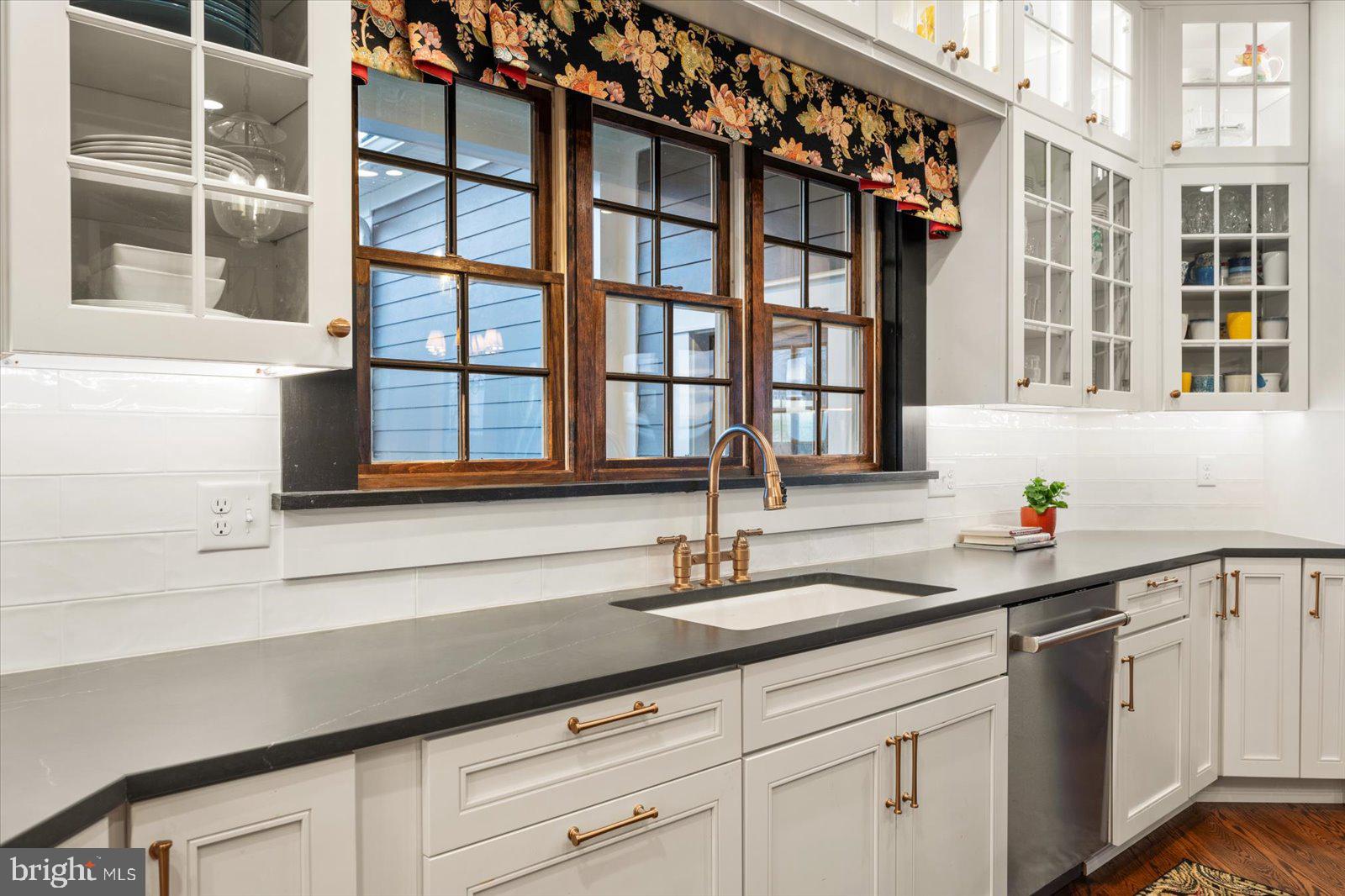828 Federal Hill Road Street, MD 21154 - Photo 27 of 73 a kitchen with a sink and cabinets
