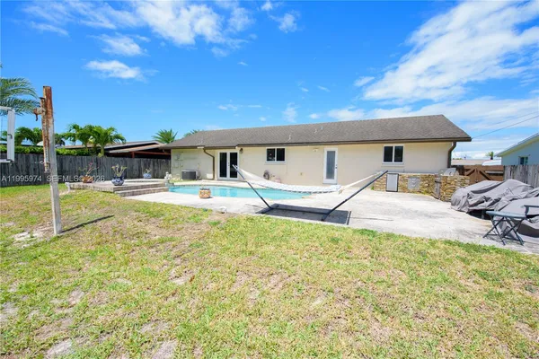 $3,700 | 670 Northwest 16th Street, Unit 670, Homestead, FL 33030