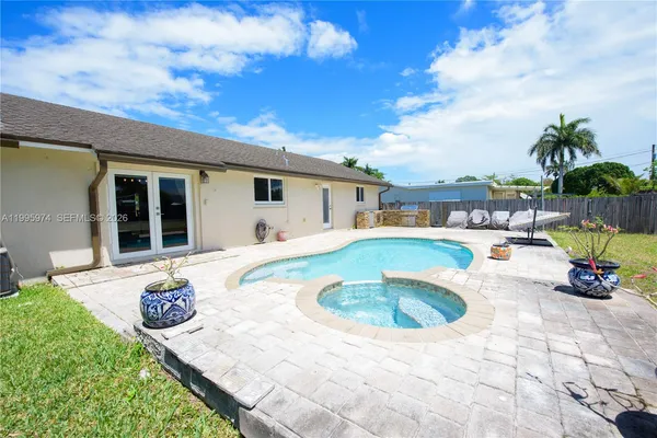 $3,700 | 670 Northwest 16th Street, Unit 670, Homestead, FL 33030