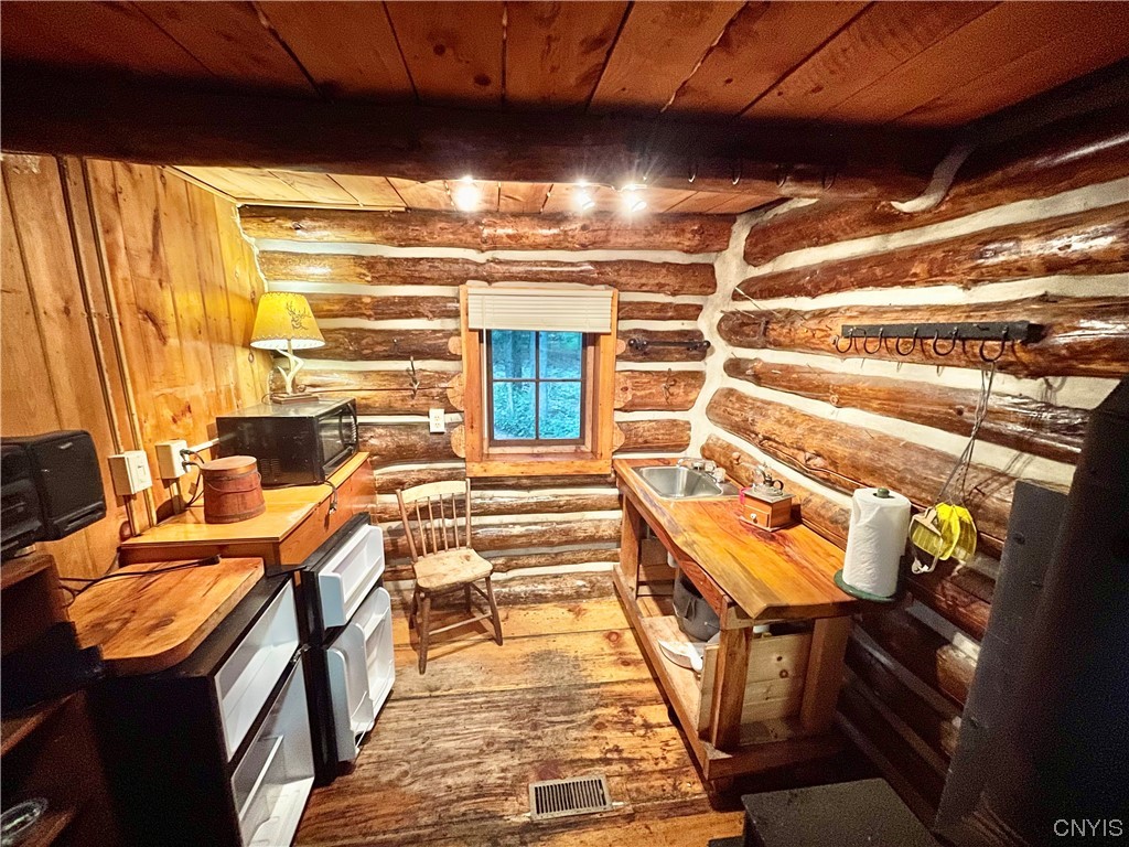 7807 Bonney Hill Road Hamilton, NY 13346 - Photo 33 of 50 Country kitchen in guest cottage