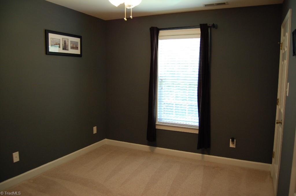 1883 South Union Grove Road Lexington, NC 27295 - Photo 19 of 30 Bedroom 2, classic and modern with large closet.