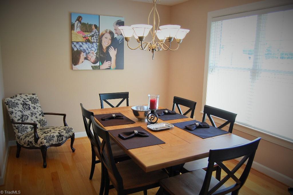 1883 South Union Grove Road Lexington, NC 27295 - Photo 7 of 30 Sunny formal dining area.