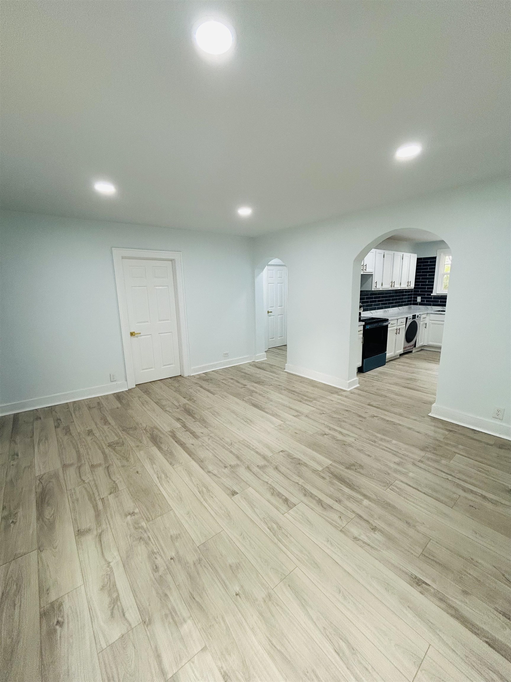 1206 East Alcy Road Memphis, TN 38106 - Photo 9 of 22
