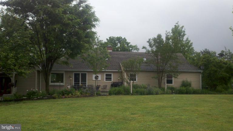 18359 Foundry Road Purcellville, VA 20132 - Photo 3 of 7 Exterior (General)