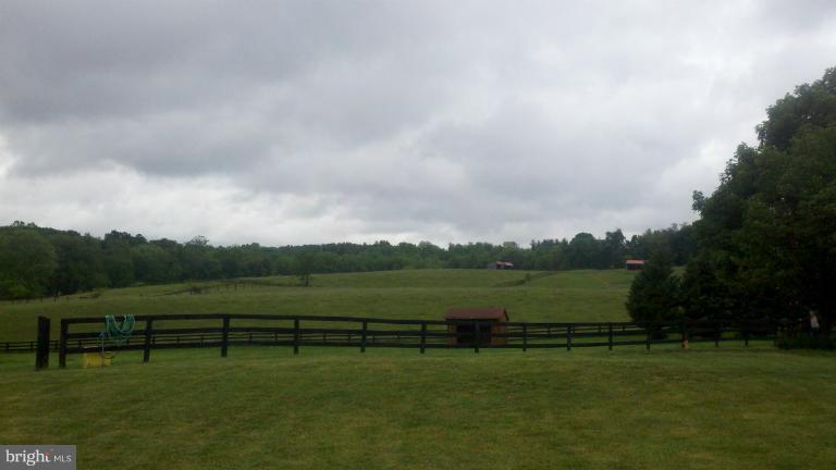 18359 Foundry Road Purcellville, VA 20132 - Photo 5 of 7 View