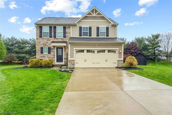 $369,900 | 7679 Fiddler Court Circle Northeast, Canton, OH 44721