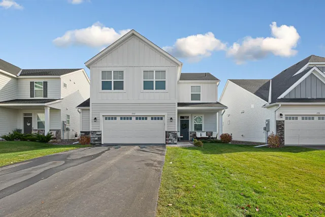 $2,450 | 2722 Jaber Avenue Northeast, St. Michael, MN 55376