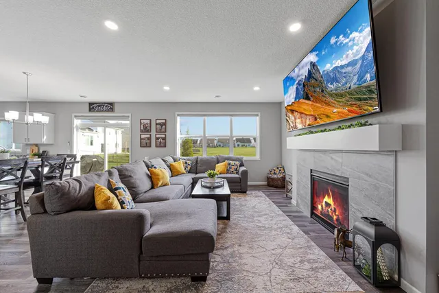 $2,450 | 2722 Jaber Avenue Northeast, St. Michael, MN 55376