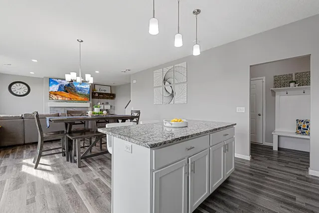 $2,450 | 2722 Jaber Avenue Northeast, St. Michael, MN 55376