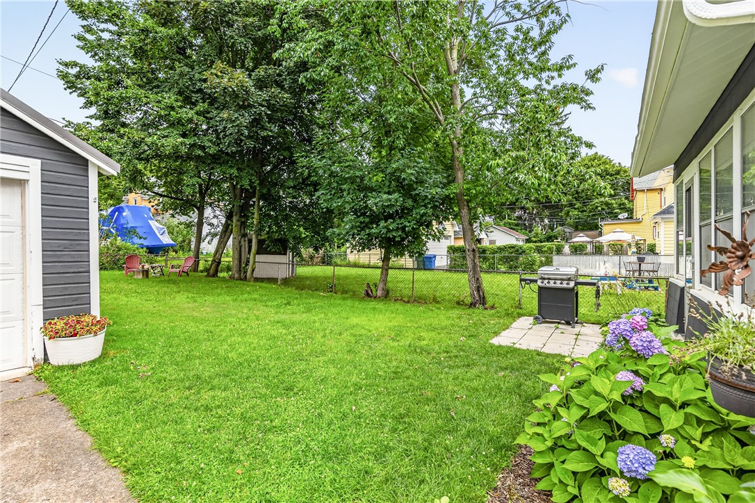 289 Wisconsin Street Rochester, NY 14609 - Photo 40 of 49