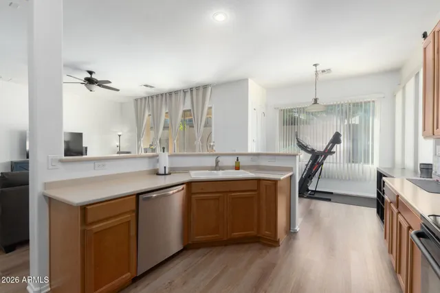 $2,400 | 26724 North 83rd Drive, Peoria, AZ 85383