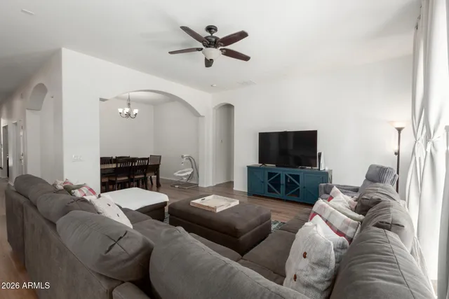 $2,400 | 26724 North 83rd Drive, Peoria, AZ 85383