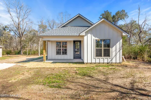 $1,750 | 104 Suncan Road, Sunset, LA 70584