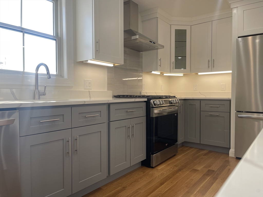 40 Everett Street, Unit 2 Everett, MA 02149 - Photo 2 of 33