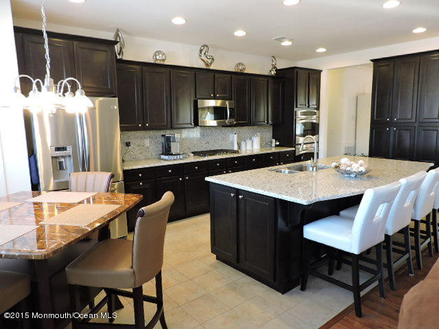 48 Riva Ridge Road Manalapan, NJ 07726 - Photo 2 of 17 Kitchen View
