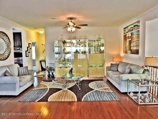 48 Riva Ridge Road Manalapan, NJ 07726 - Photo 4 of 17 Formal Dining Room