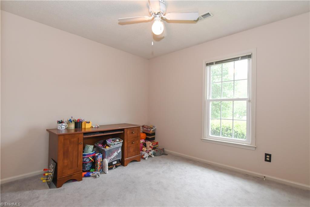2108 Acorn Ridge Road Greensboro, NC 27407 - Photo 18 of 29 Gallery Image 18