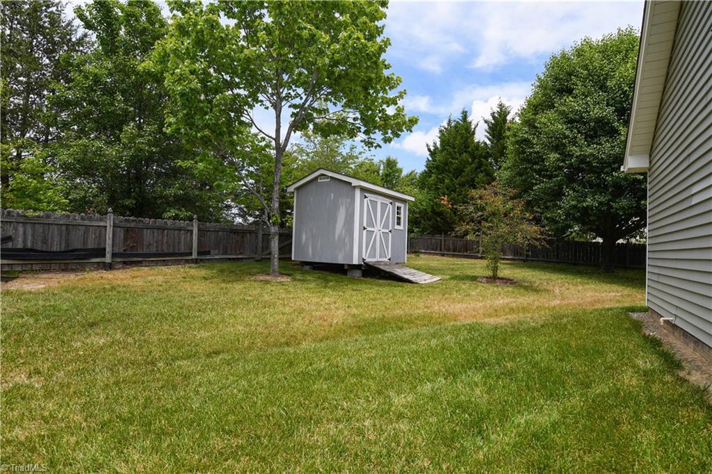 2108 Acorn Ridge Road Greensboro, NC 27407 - Photo 25 of 29 Gallery Image 25