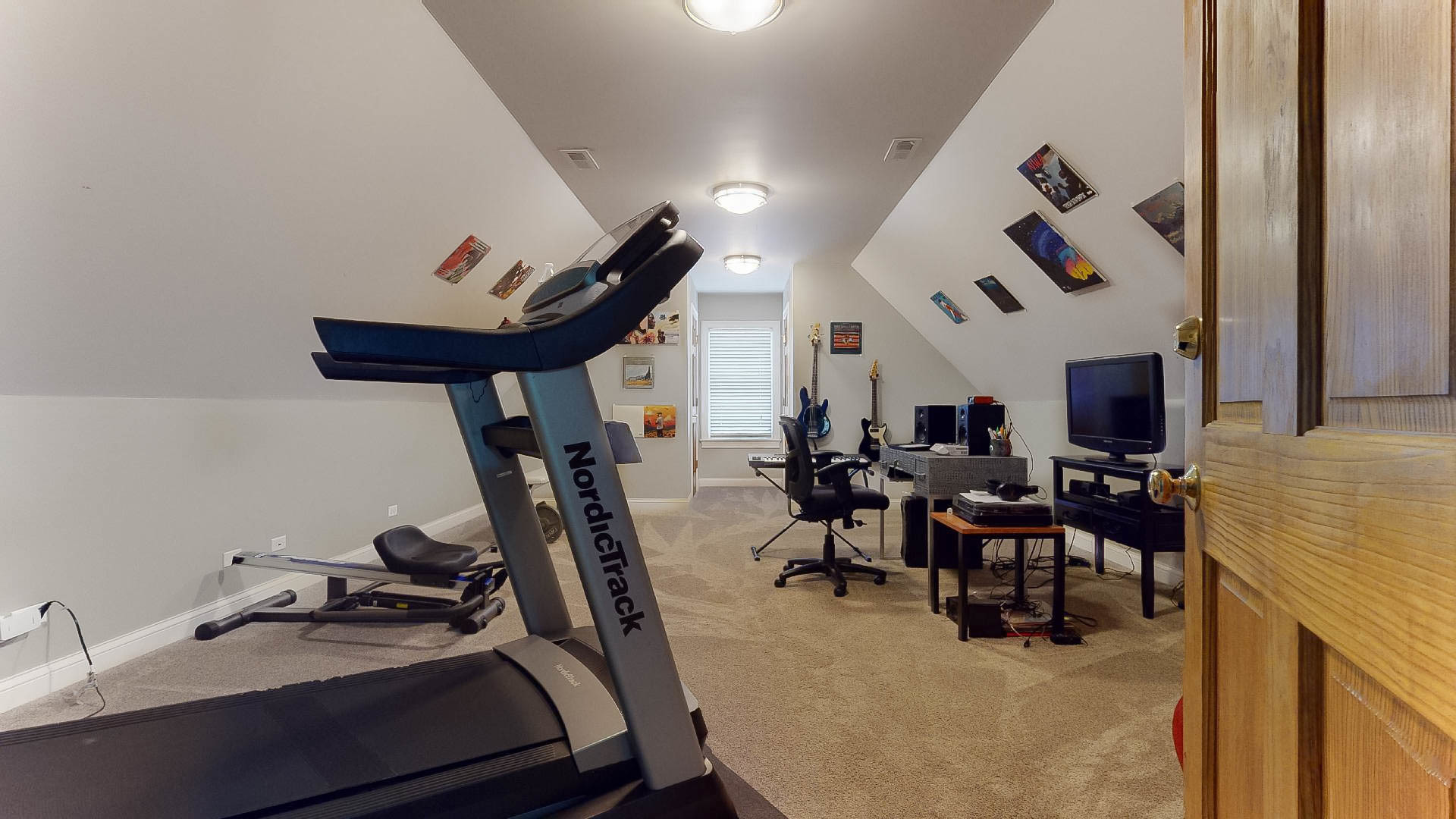 1575 Orchard Road Wheaton, IL 60189 - Photo 36 of 47 Gallery Image 36