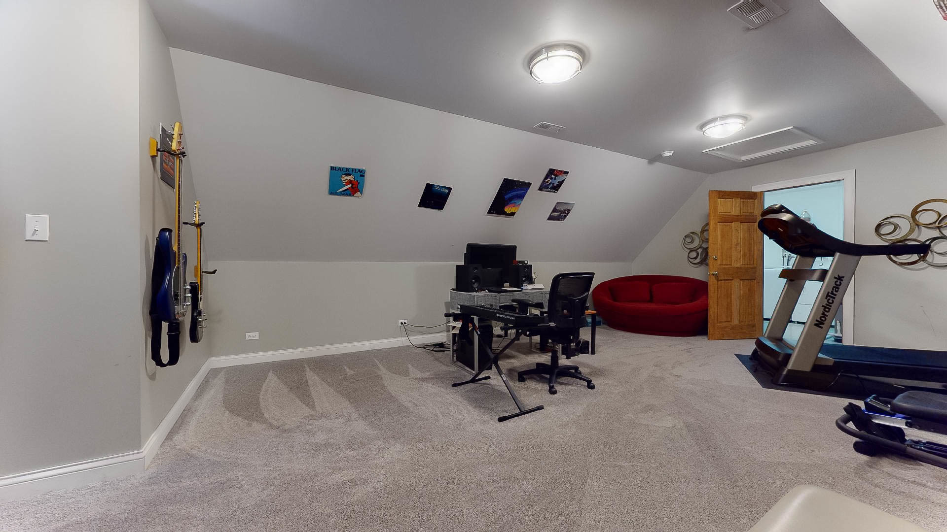 1575 Orchard Road Wheaton, IL 60189 - Photo 37 of 47 Gallery Image 37