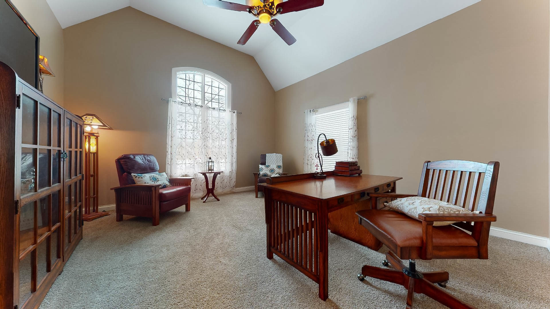 1575 Orchard Road Wheaton, IL 60189 - Photo 6 of 47 Gallery Image 6