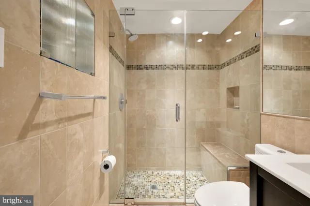 $530,000 | 2501 Calvert Street Northwest, Unit 901, Washington, DC 20008