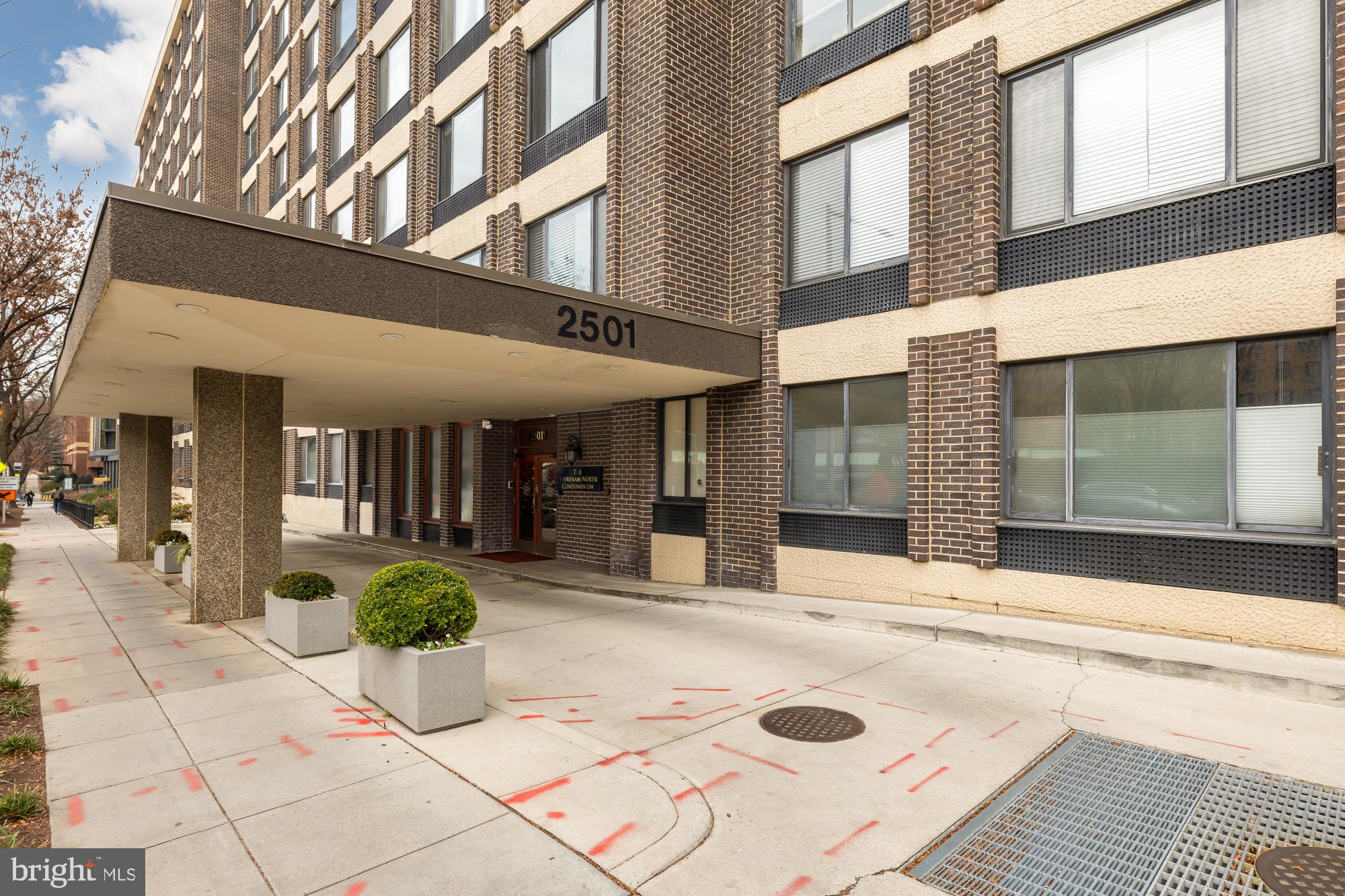 2501 Calvert Street Northwest, Unit 901 Washington, DC 20008 - Photo 24 of 27