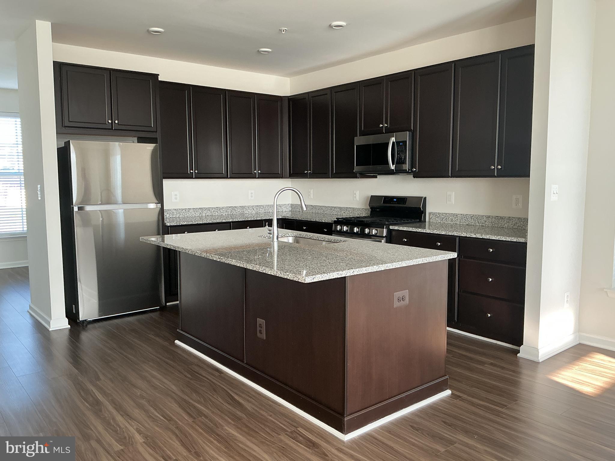 225 Aspen Road, Unit 101 Stafford, VA 22554 - Photo 4 of 29