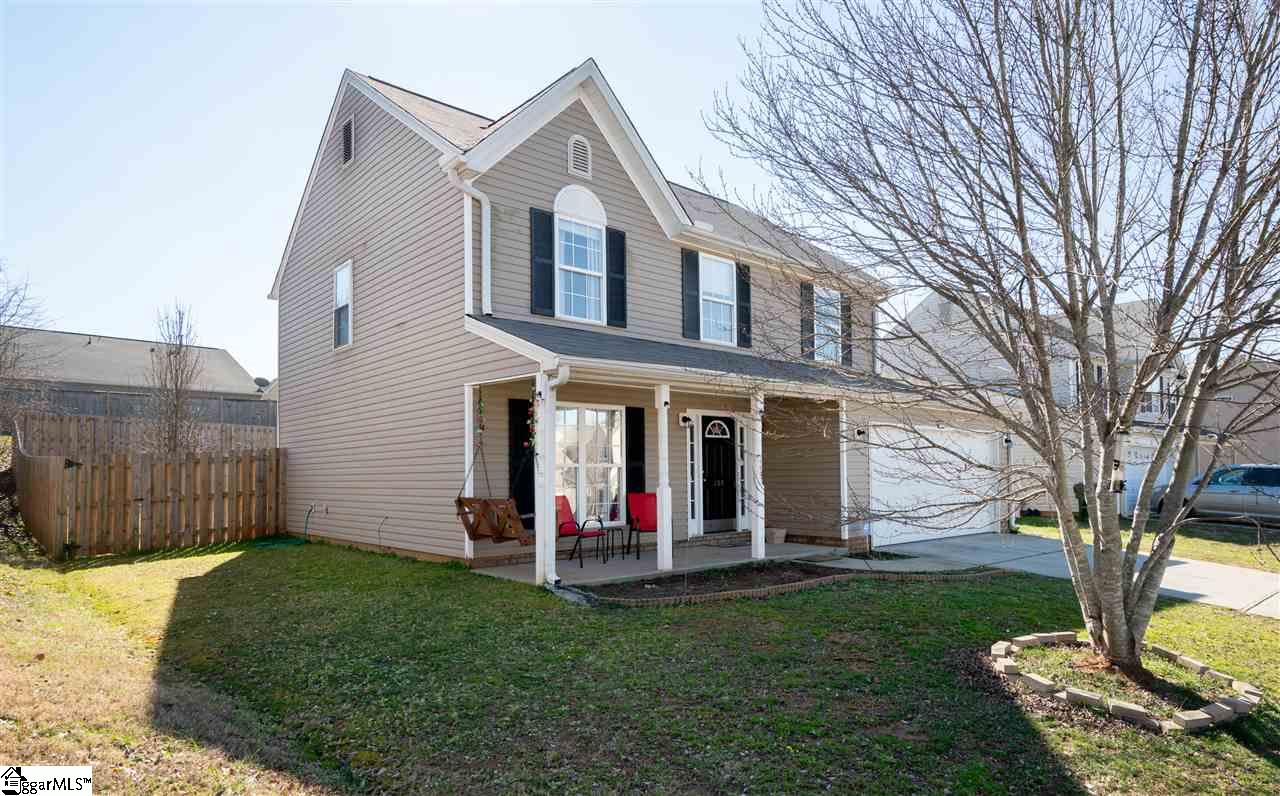 138 Riverdale Road Simpsonville, SC 29680 - Photo 3 of 32 Gallery Image 3